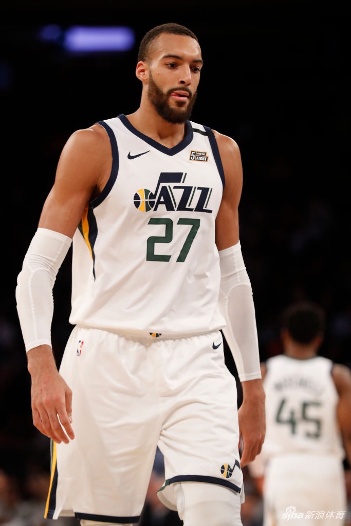 戈贝尔曝感染新冠后症状:失去嗅觉和味觉