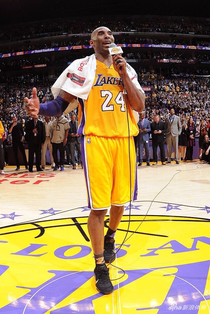4年前今天科比告别战砍60分 24张老照片回顾最后一舞