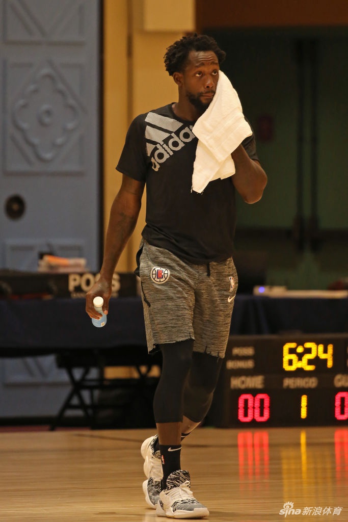 NBA快船队训练两大王牌全力以赴 卡哇伊+泡椒状态正佳