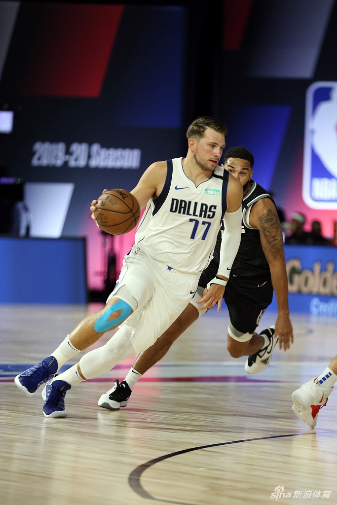 [NBA常规赛]独行侠114-110国王 东契奇砍大号三双