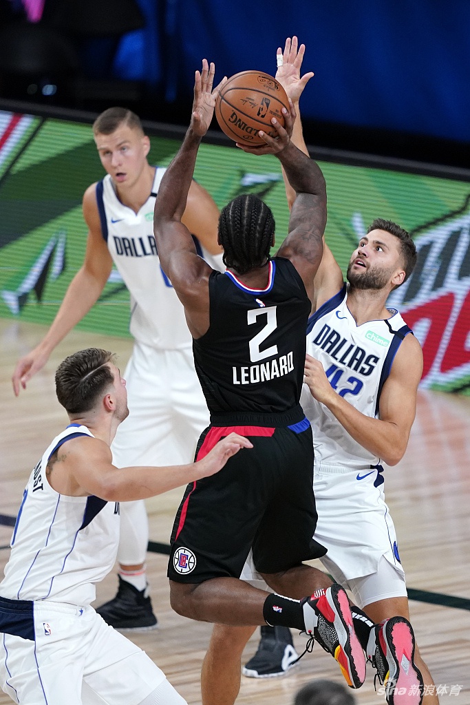 [NBA季后赛]独行侠127-114快船 东契奇28分总分1-1