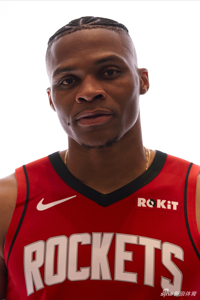 威少向火箭提出交易请求 期望加盟雄鹿或湖人等队