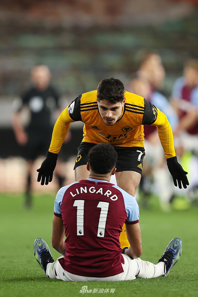 [英超]西汉姆3-2狼队 林加德60米奔袭破门+助攻