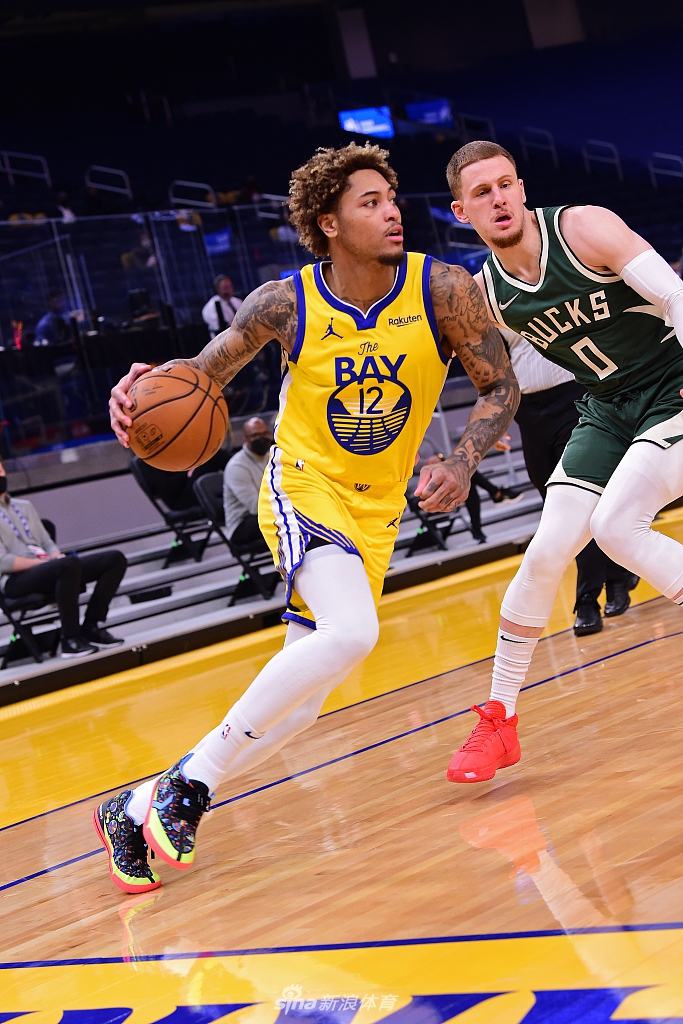 [NBA]雄鹿121-122勇士 库里砍41分