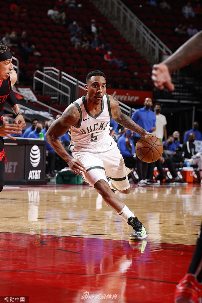 [NBA]雄鹿136-143火箭 小波特轰50分11助攻