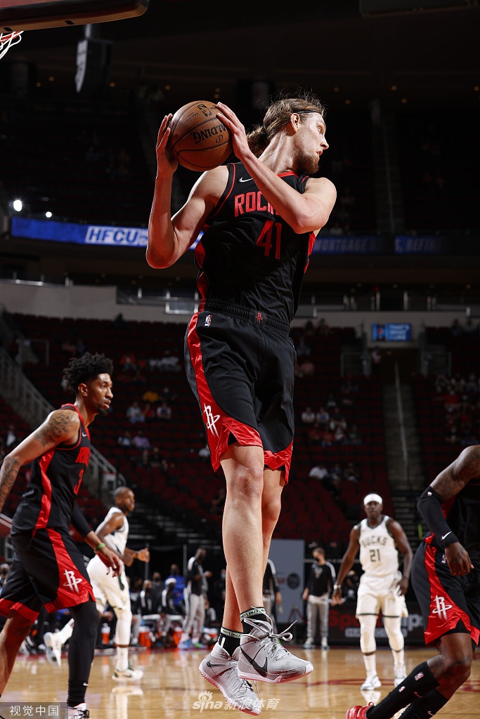 [NBA]雄鹿136-143火箭 小波特轰50分11助攻