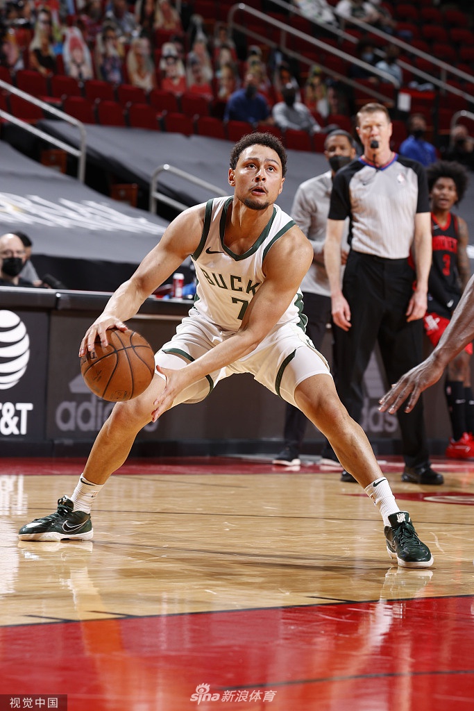 [NBA]雄鹿136-143火箭 小波特轰50分11助攻