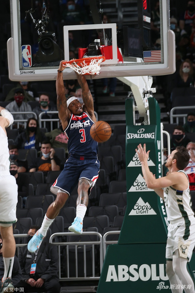 [NBA]奇才134-135雄鹿 字母哥23分力压威少三双