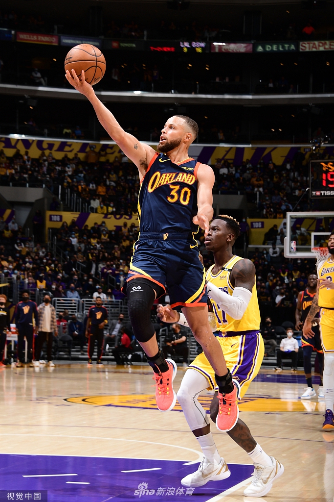 [NBA附加赛]湖人胜勇士晋级季后赛 詹姆斯砍三双