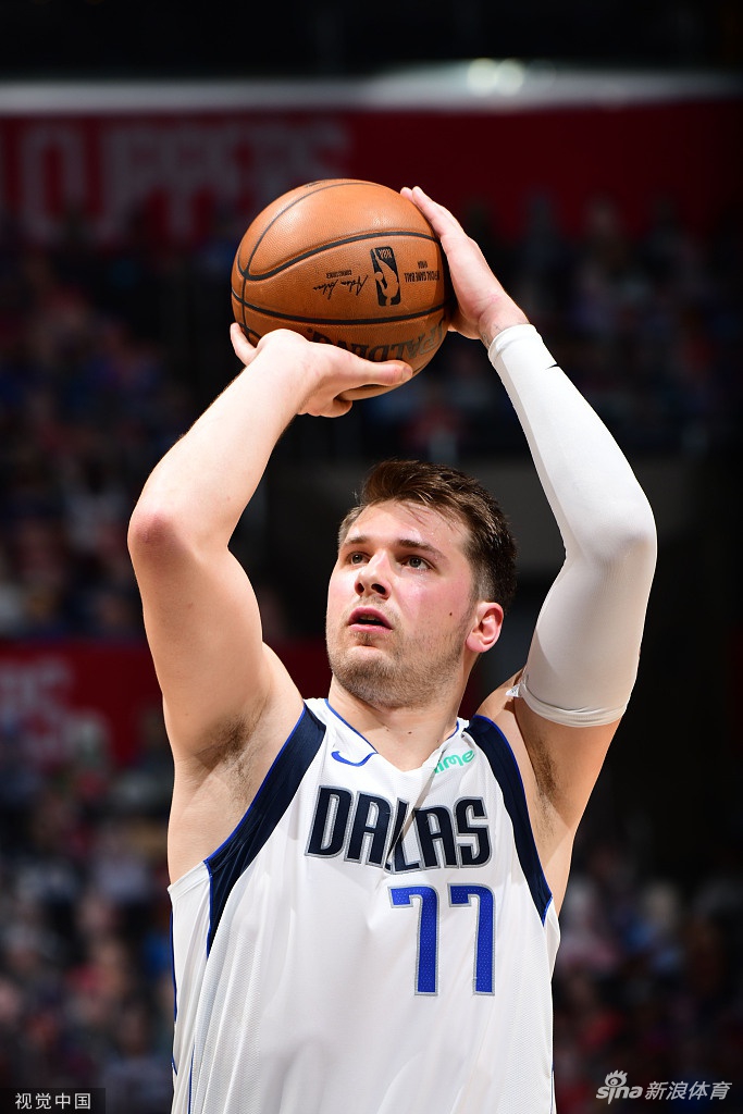 [NBA季后赛]独行侠127-121快船 东契奇39分拿两连胜