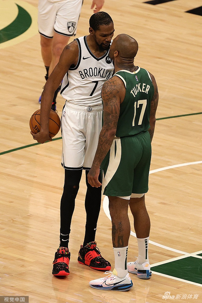 [NBA季后赛]篮网83-86雄鹿 字母哥33+14扳成1-2