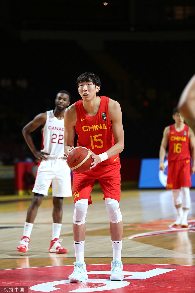 [奥运落选赛]中国男篮79-109加拿大 胡明轩24分