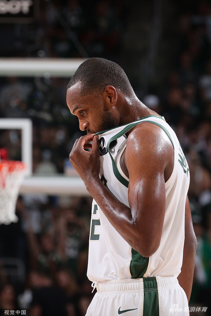 [NBA东决G5]老鹰112-123雄鹿 米德尔顿准3双总分3-2