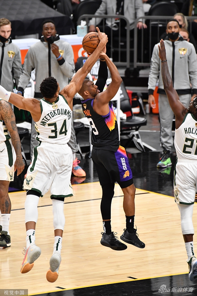 [NBA总决赛G2]雄鹿108-118太阳 布克31分总分2-0