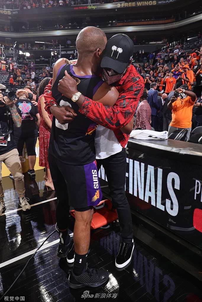 [NBA总决赛G2]雄鹿108-118太阳 布克31分总分2-0