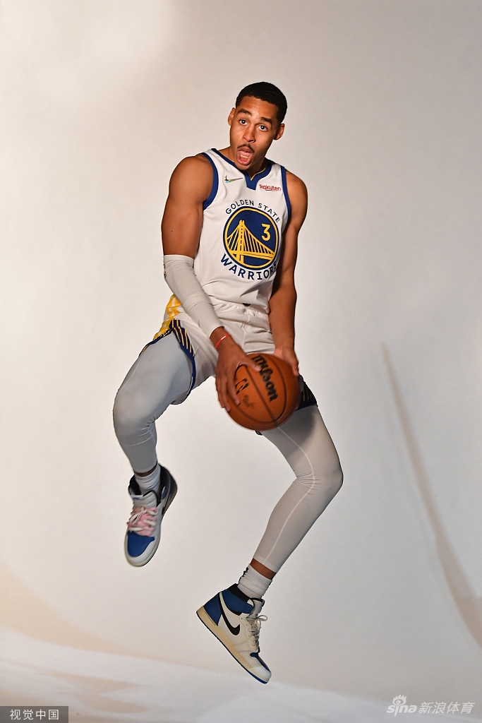 [NBA]勇士队媒体日库里汤神合体