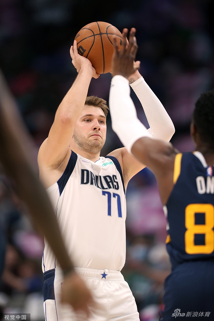 [NBA季前赛]爵士101-111独行侠