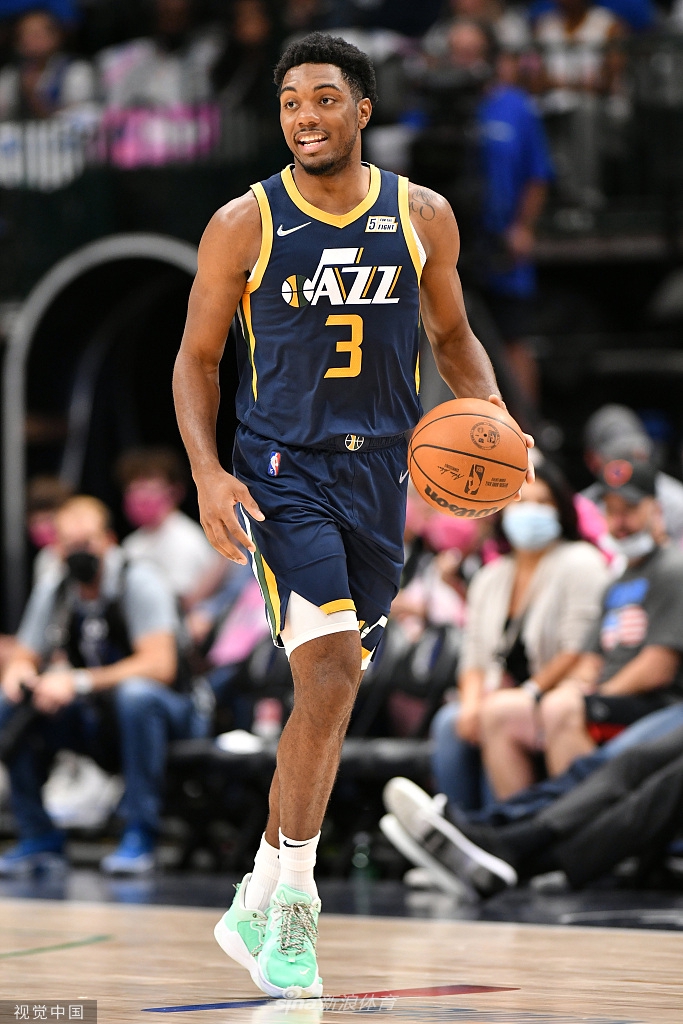 [NBA季前赛]爵士101-111独行侠