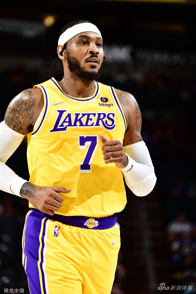 [NBA季前赛]湖人105-117太阳 詹姆斯威少缺阵