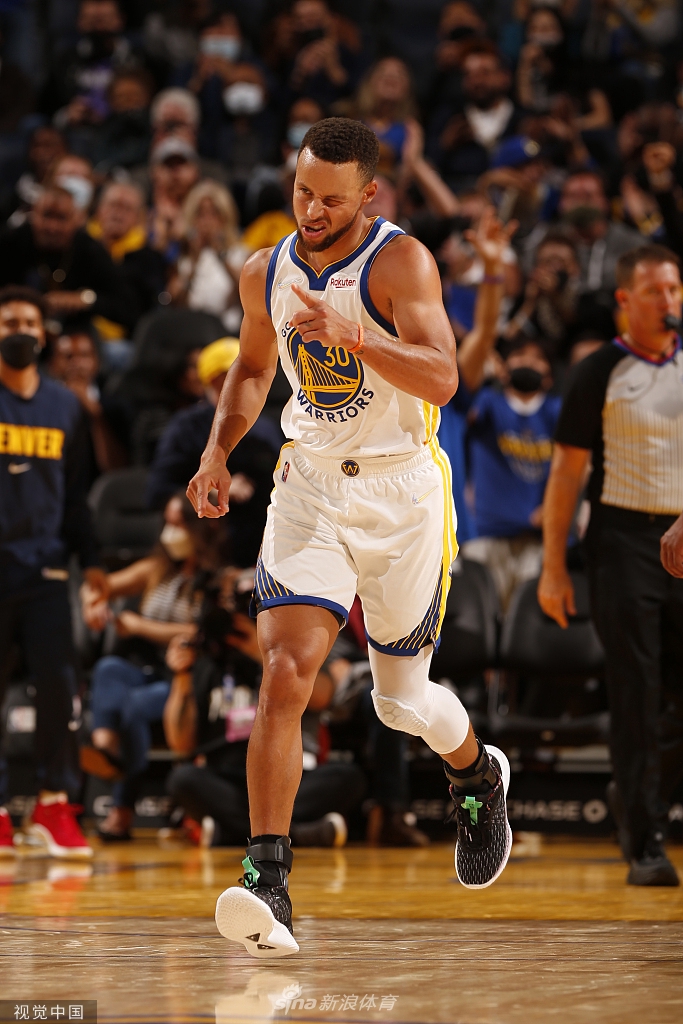 [NBA季前赛]掘金116-118勇士