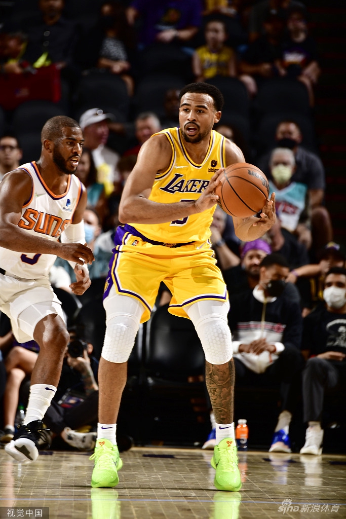 [NBA季前赛]湖人105-117太阳 詹姆斯威少缺阵