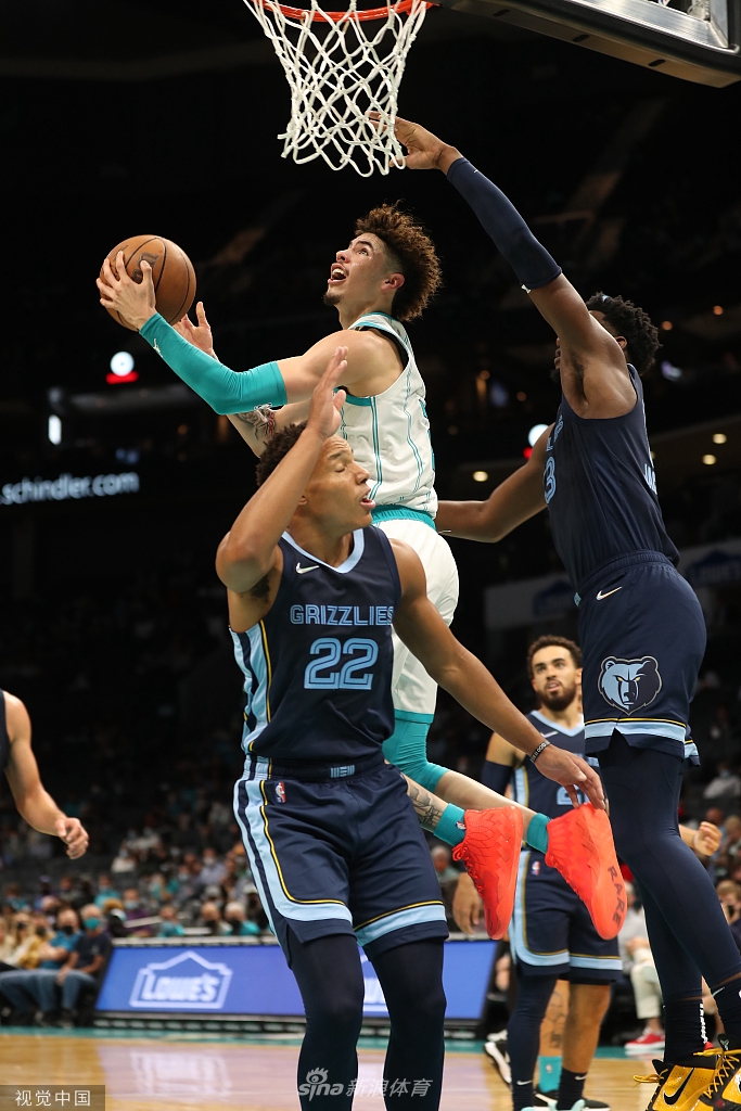 [NBA季前赛]灰熊128-98黄蜂