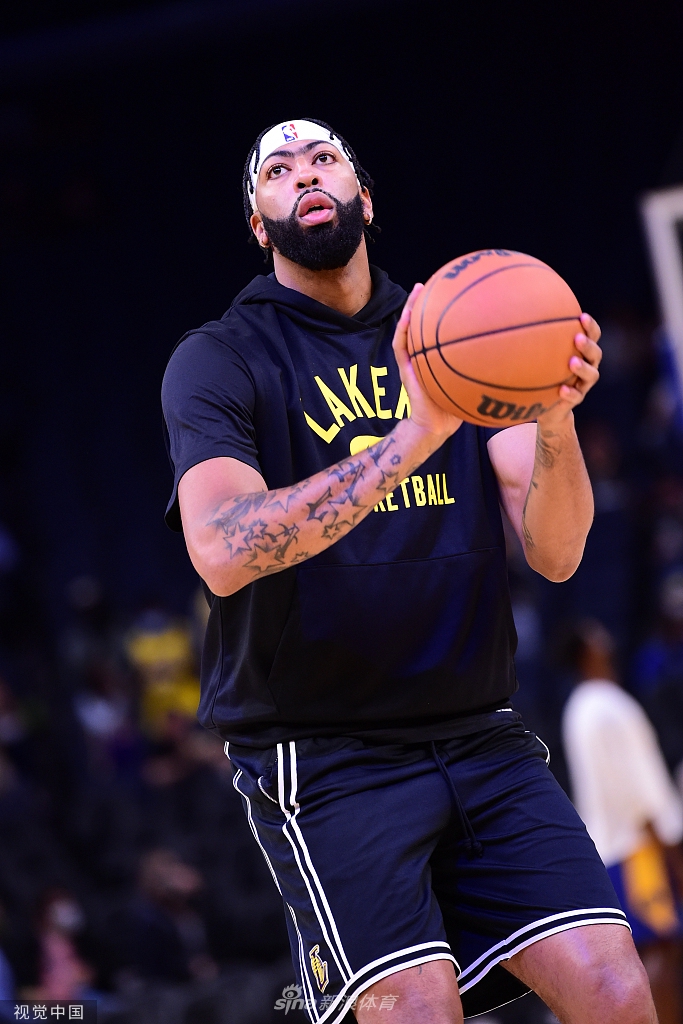 [NBA季前赛]湖人114-121勇士 库里30分