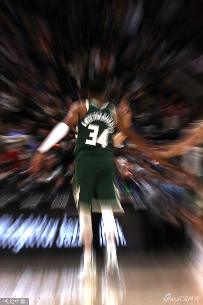 [NBA季前赛]雄鹿120-124爵士