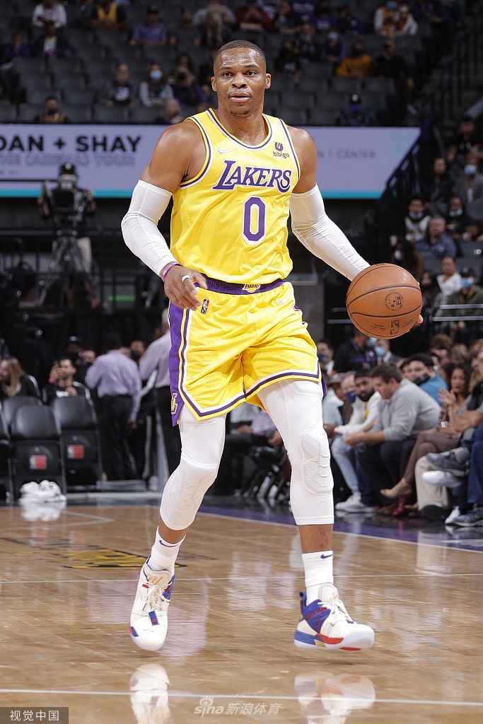 [NBA季前赛]湖人112-116国王