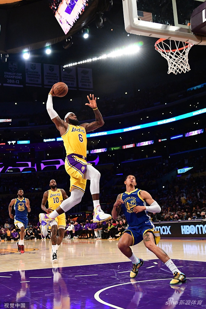 [NBA揭幕战]勇士121-114湖人