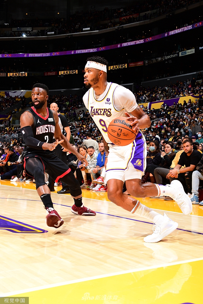 [NBA]火箭85-95湖人 詹姆斯15分8助攻