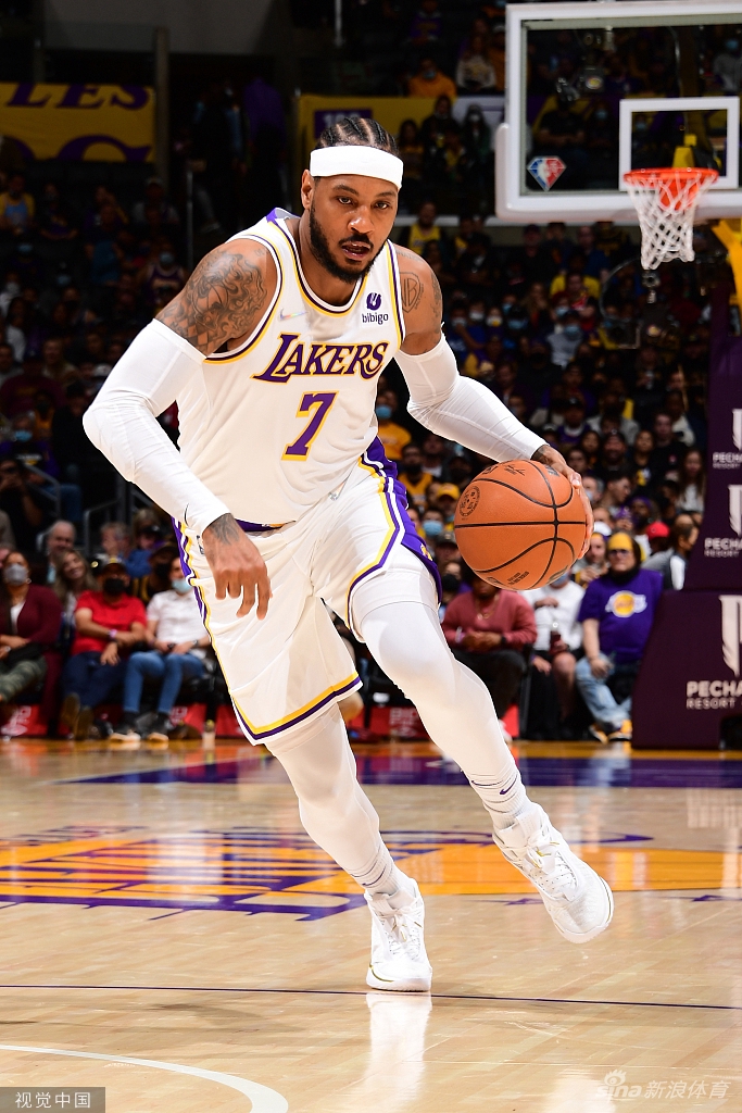 [NBA]火箭85-95湖人 詹姆斯15分8助攻