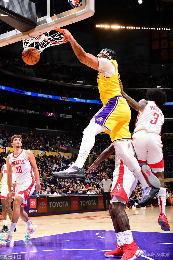 [NBA]火箭117-119湖人 詹皇30+10