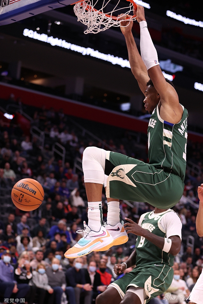 [NBA常规赛]雄鹿117-89活塞