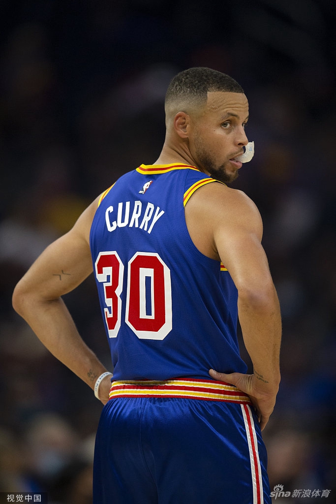 [NBA常规赛]火箭107-120勇士