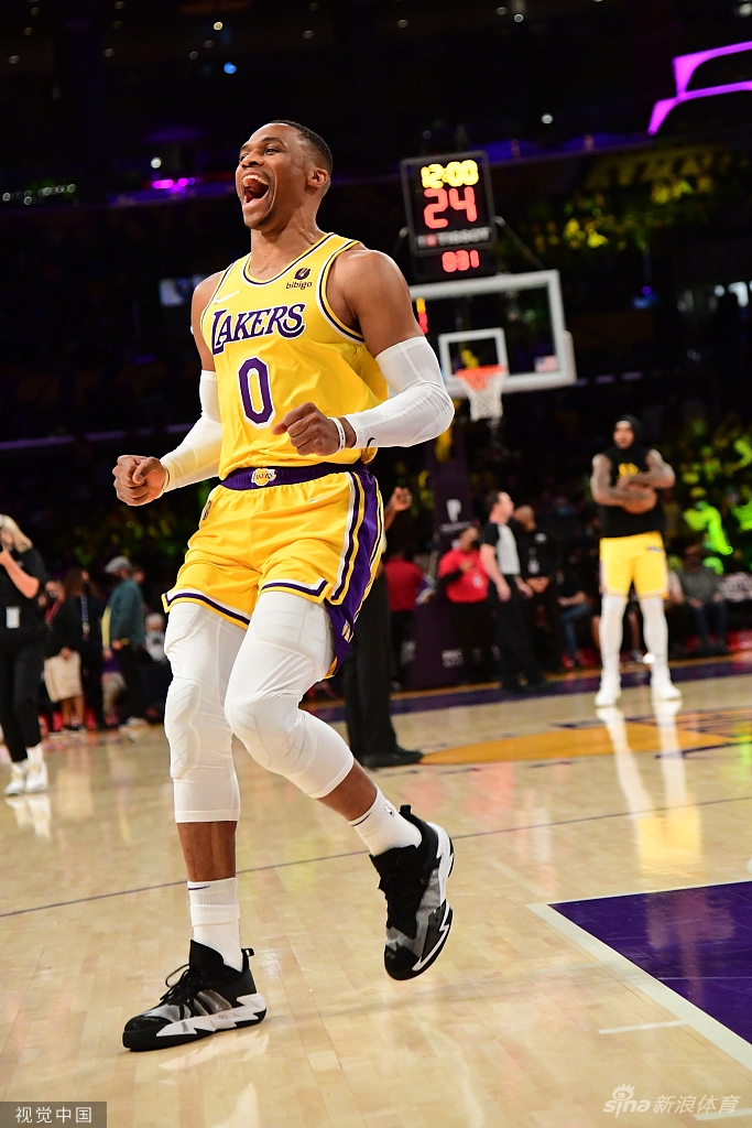 [NBA常规赛]黄蜂vs湖人