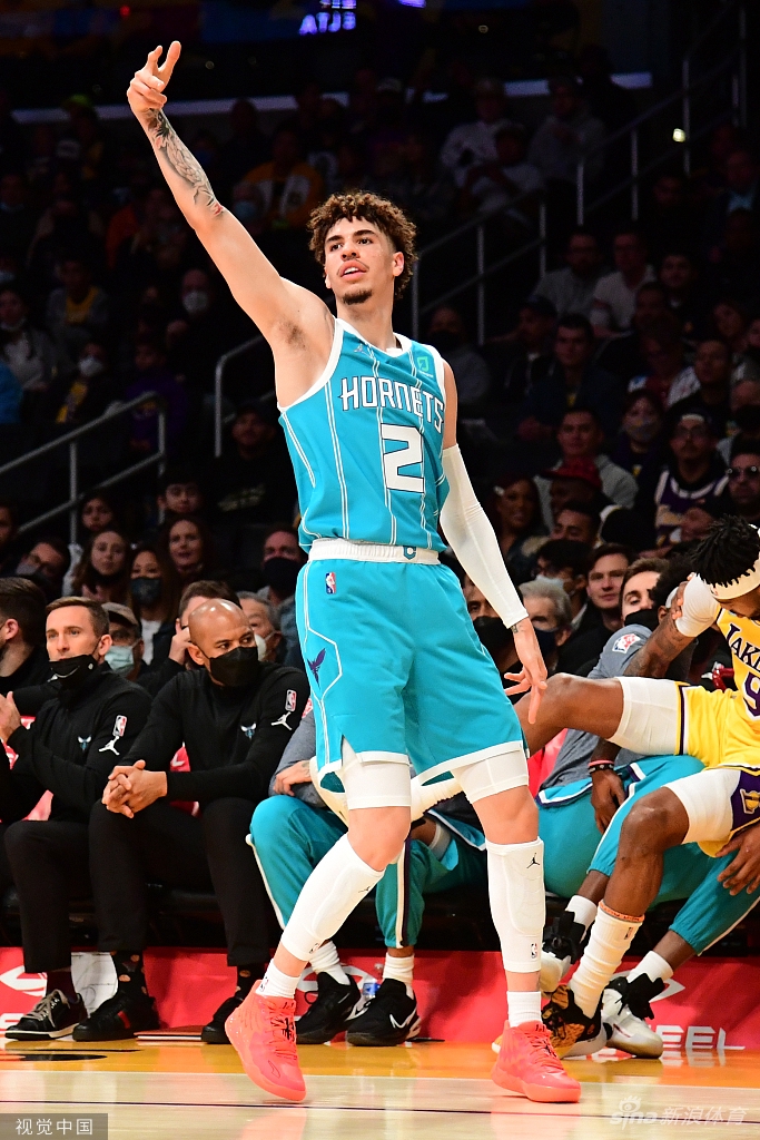 [NBA常规赛]黄蜂vs湖人