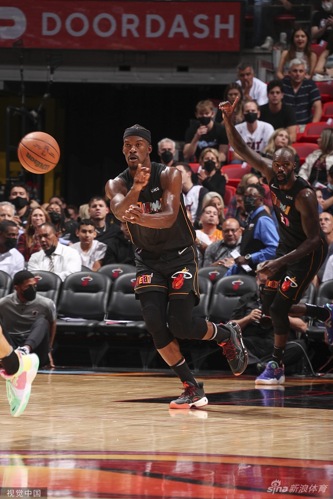 [NBA常规赛]鹈鹕98-113热火