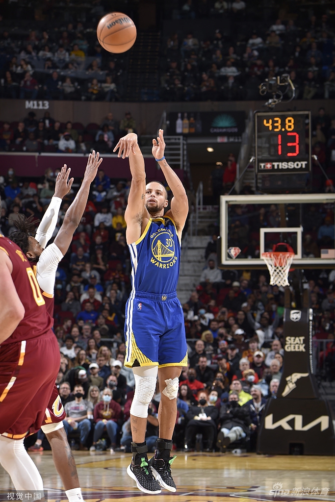 [NBA]勇士104-89骑士 库里9三分砍40分