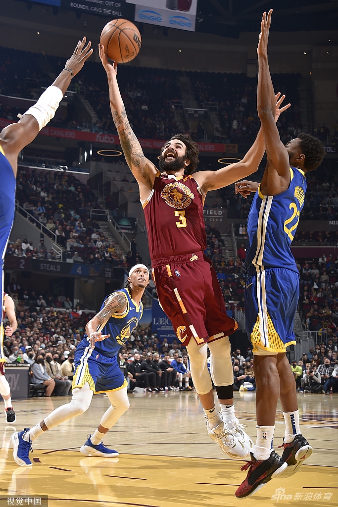 [NBA]勇士104-89骑士 库里9三分砍40分