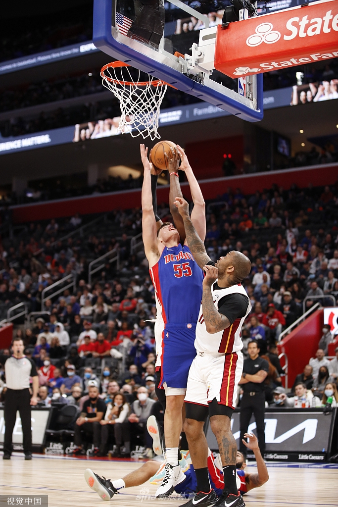 [NBA常规赛]热火100-92活塞