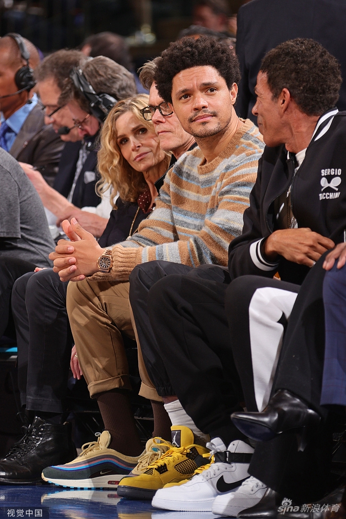 [NBA常规赛]湖人100-106尼克斯