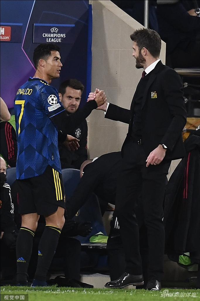 [欧冠]比利亚雷亚尔0-2曼联 C罗桑乔破门