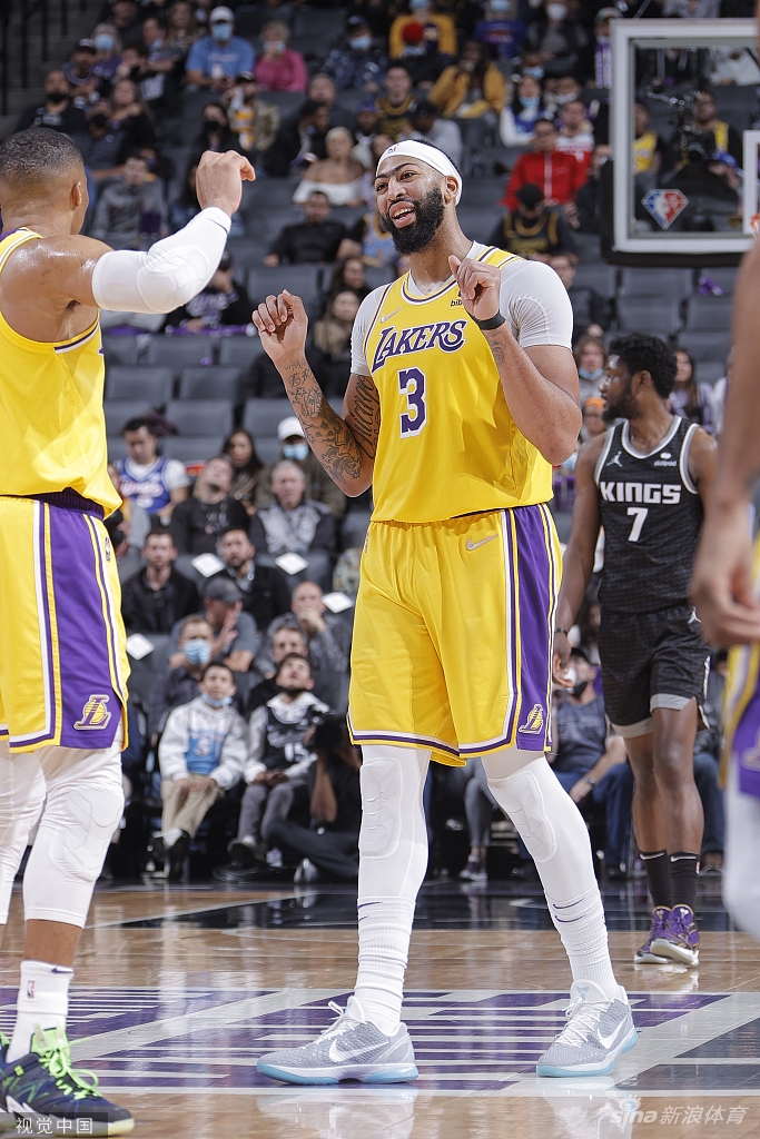 [NBA常规赛]湖人117-92国王