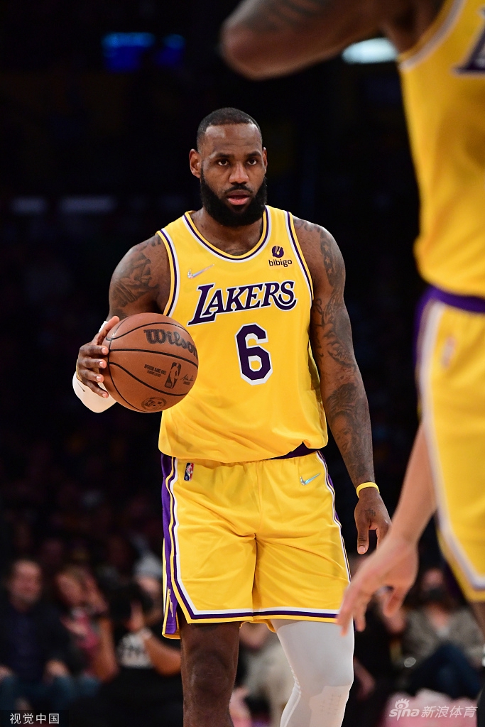 [NBA常规赛]湖人主场迎战 詹皇出战