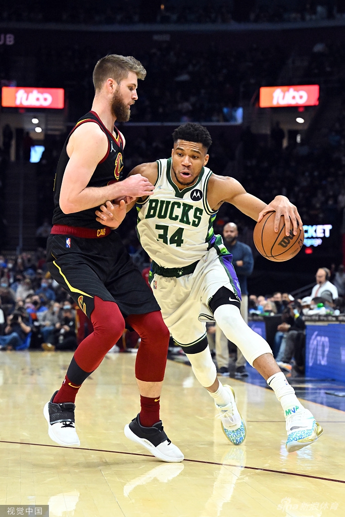 [NBA常规赛]雄鹿99-115骑士