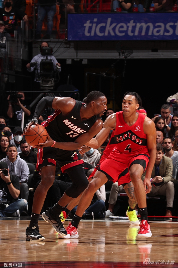 [NBA]猛龙124-120热火 巴特勒空砍三双