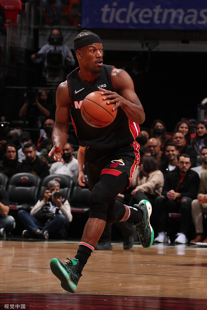 [NBA]猛龙124-120热火 巴特勒空砍三双