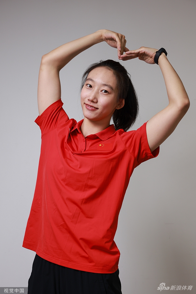 赵丹当选北京冬奥中国代表团旗手