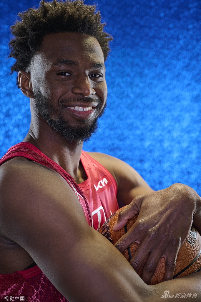 詹姆斯领衔全明星拍摄写真